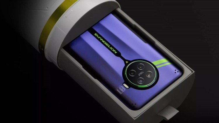 Oppo lana celular tematizado de EVANGELION