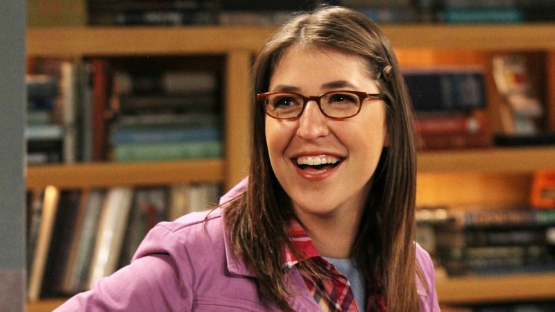The Big Bang Theory – Atriz Mayim Bialik diz que nunca assistiu um episdio da srie