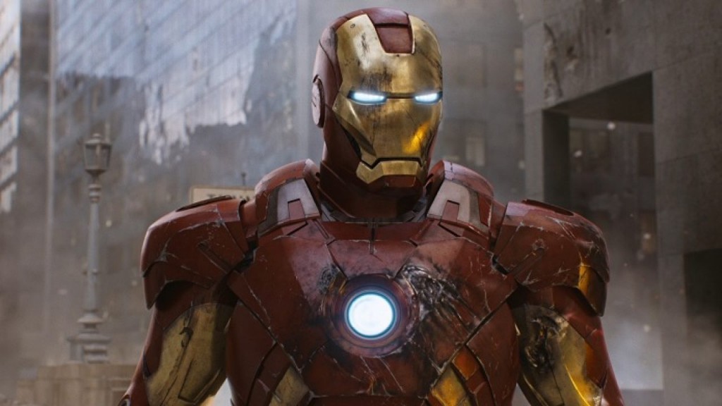HOMEM DE FERRO – Vdeo mostra a evoluo dos trajes de Tony Stark.