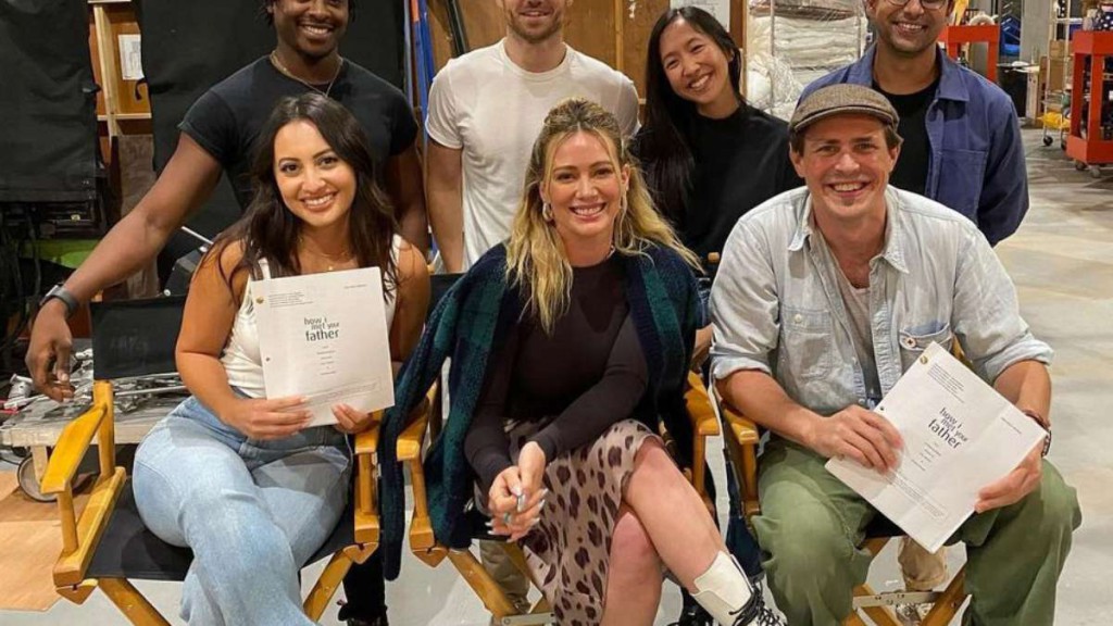 HOW I MET YOUR FATHER – Foto do elenco indica retorno a cenrio de HIMYM