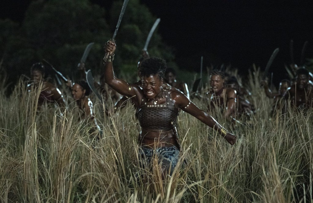 THE WOMAN KING – Viola Davis aparece em primeiras imagens do filme