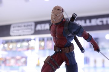 REVIEW – Esttua Deadpool Unmasked Marvel Gallery da Diamond Select Toys