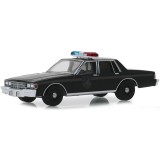 CARRO GREENLIGHT BLACK BANDIT - CHEVROLET CAPRICE POLICE 1980 - ESCALA 1/64 (28010-D)
