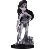 ESTTUA DC COLLECTIBLES DC ARTISTS ALLEY - WONDER WOMAN BY CHRISSIE ZULLO BLACK AND WHITE VARIANT 35949