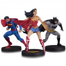 SET DE ESTÁTUAS DC COLLECTIBLES DESIGNER SERIES - SUPERMAN, BATMAN AND WONDER WOMAN BY JIM LEE 35312 