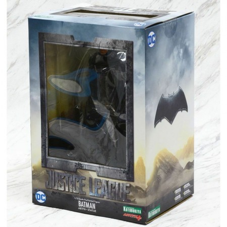 Estátua Kotobukiya Dc Comics - Justice League Batman Artfx+ (07161)