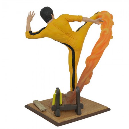 Estátua Diamond Select Bruce Lee Gallery - Kick (34091)