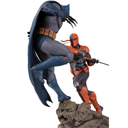 Estátua Dc Collectibles Battle Statue - Batman Vs Deathstroke (55955)