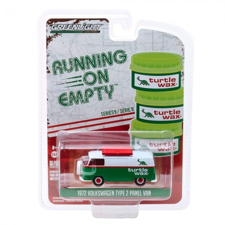 Carro Greenlight Running On Empty - Volkswagen Type 2 Panel Van 1972 Turtle Wax - Escala 1/64 (41090-d)