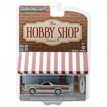 Carro Greenlight The Hobby Shop - Ford Ranchero Squire With Surf Boards 1973 - Escala 1/64 (97080-a)