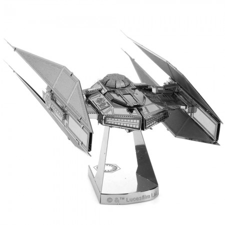 Miniatura de Montar Metal Earth Star Wars -  Kylo Rens Tie Silencer