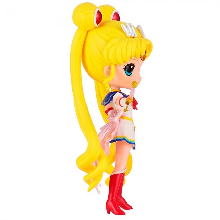 Esttua Banpresto Q Posket Sailor Moon Eternal Super Sailor - Usagi Kaleidoscope