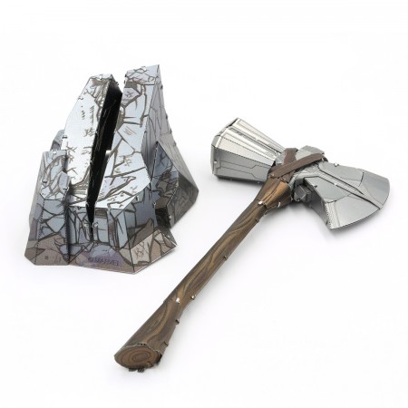 Miniatura de Metal Earth Marvel - Stormbreaker Mms327