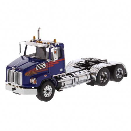 Caminho Diecast Masters - Western Stars 4700 Sb Tandem Day Cab Tractor Azul - Escala 1/50 (71039)