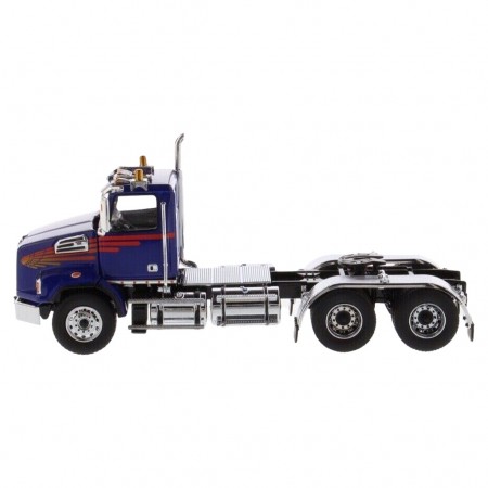 Caminho Diecast Masters - Western Stars 4700 Sb Tandem Day Cab Tractor Azul - Escala 1/50 (71039)