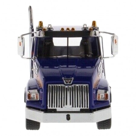 Caminho Diecast Masters - Western Stars 4700 Sb Tandem Day Cab Tractor Azul - Escala 1/50 (71039)