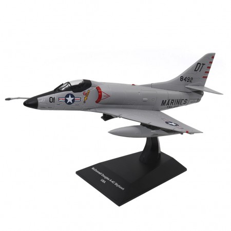 Avio Motor City Classics - Us Marine Corps Mcdonnel Douglas A-4c Skyhawk - Escala 1/72 (27291-56)