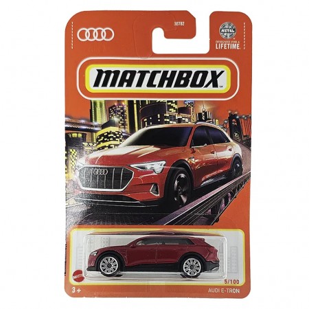 Carro Matchbox 5/100 - Audi E-tron Hvl60 (7827)