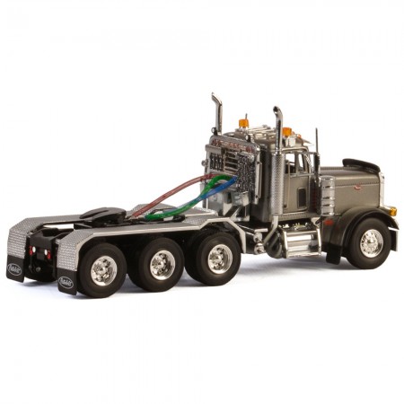 Caminho Wsi - Peterbilt 379 Day Cab 8x4 Usa Basic Line 33-2015 Silver  - Escala 1/50