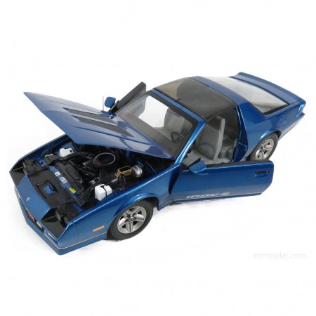 Carro Sun Star Chev. Camaro Iroc-z 1985 Escala 1/18 - Azul