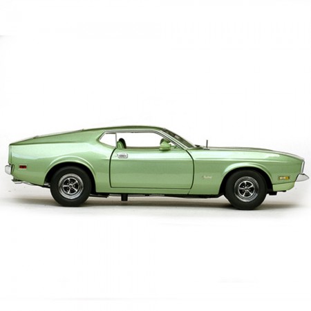 Carro Sun Star Ford Mustang Sportroof 1971 Escala 1/18 - Verde