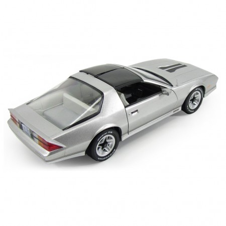 Carro Sun Star Chevrolet Camaro 1982 Escala 1/18 - Cinza