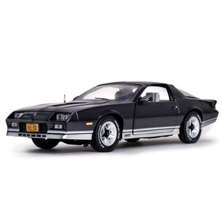 Carro Sun Star Chevrolet Camaro Charcoal 1982 Escala 1/18 - Preto