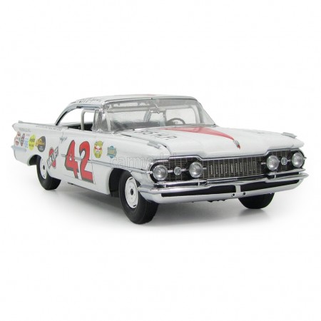 Carro Sun Star Oldsmobile 88 #42 Lee Petty 1959 Dayt 1959 Escala 1/18 - Branco