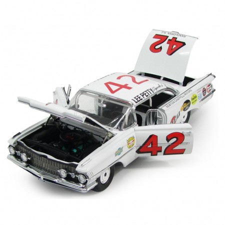 Carro Sun Star Oldsmobile 88 #42 Lee Petty 1959 Dayt 1959 Escala 1/18 - Branco