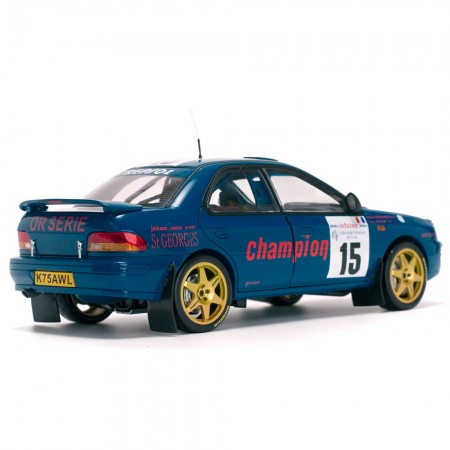 Carro Sun Star Subaru Impreza 555 #15 M.massar Escala 1/18 - Azul