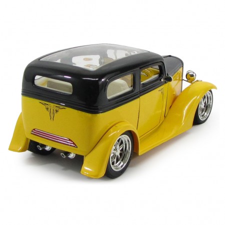 Carro Lucky Ford Model a 1931 Escala 1/18 - Amarelo