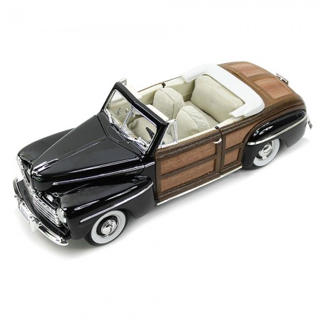 Carro Lucky Ford Sportsman Woody Convertible 1946 Escala 1/18 - Preto