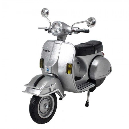 Moto New Ray Vespa P200e Escala 1/12 - Prata