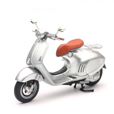 Moto New Ray Vespa 946 Escala 1/12 - Prata