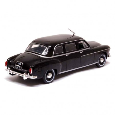 Carro Minichamps Renault Fregate Visite Eisenhower - 1959 - Escala 1/43 - Pretp