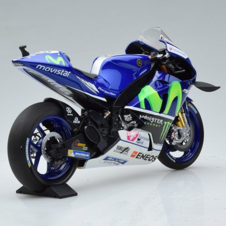 Moto Minichamps 1:12 - Yamaha Yzr-m1 Team Movistar 99 J. Lorenzo 2016 (122163099)