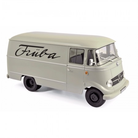 Carro Norev Mercedes Benz L319 Van Fuba - 1957 - Escala 1/18 -