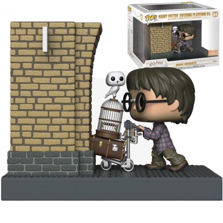Funko Pop Harry Potter Moments - Harry Potter Entering Platform 9 3/4 - 81