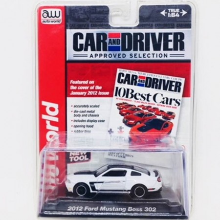 Carro Auto World Car And Driver - Ford Mustang Boss 302 Aw64003b White - Ano 2012 - Escala 1/64