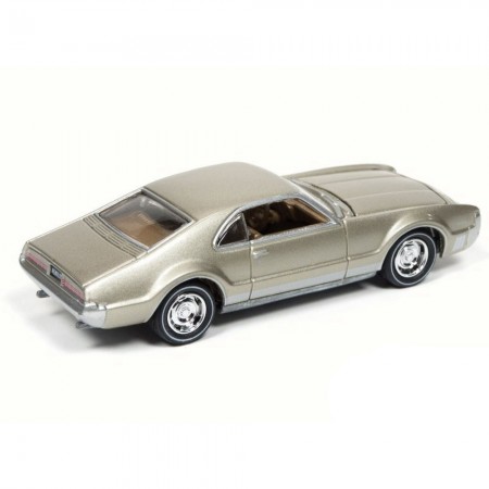 Carro Johnny Lightning Classic Gold - Oldsmobile Toronado 1967 Jlcg002b - Ano 1967 - Escala 1/64