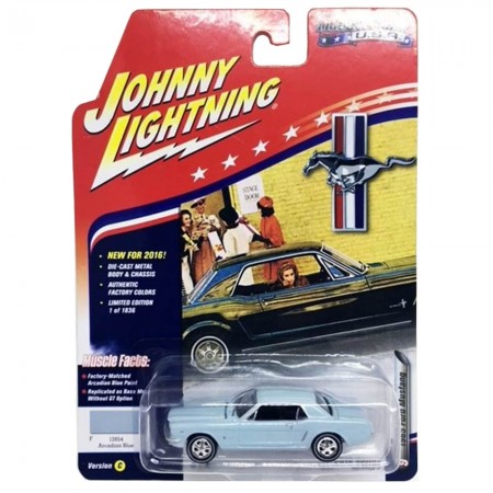 Carro Johnny Lightning Muscle Cars -  Ford Mustang Jlmc002c - Ano 1965 - Escala 1/64