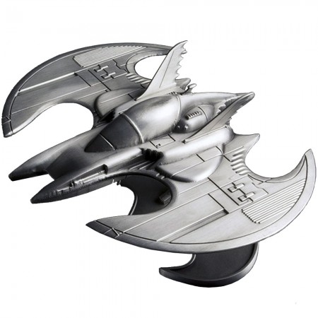 Esttua Quantum Mechanix Caliber Metal Works - Batman 1989 Batwing Metal Replica  21347