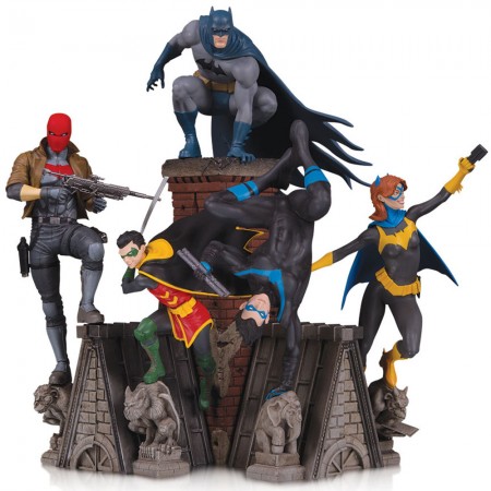 Esttua Dc Collectibles Multi-part Bat-family - Red Hood  56488