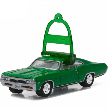 Carro Greenlight Holiday Ornaments - Chevrolet Impala 1967 - Escala 1/64 (40010)