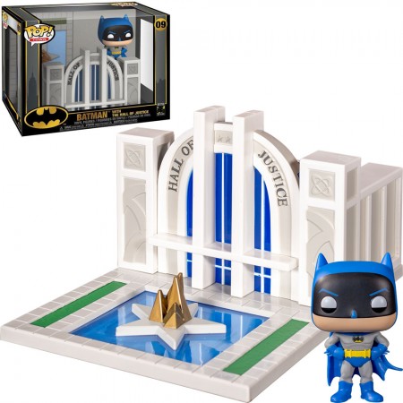 Funko Pop Town Batman 80 Years - Batman With The Hall Of Justice  09