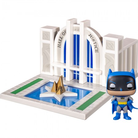 Funko Pop Town Batman 80 Years - Batman With The Hall Of Justice  09