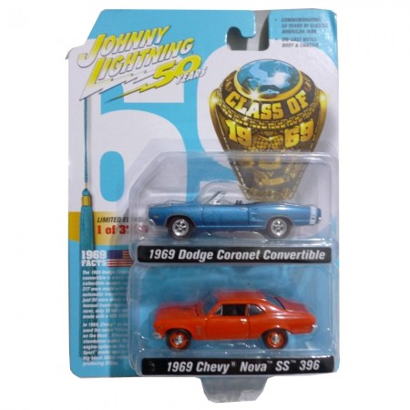 Carros Johnny Lightning Class Of 1969 - Dodge Coronet Convertible 1969 & Chevy Nova Ss 396 1969 - Escala 1/64 (jlpk007)