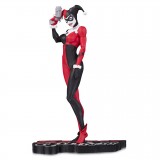 ESTTUA DC COLLECTIBLES RED, WHITE AND BLACK - HARLEY QUINN BY MICHAEL TURNER 51346