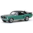 Carro Greenlight Hobby Exclusive - Ford Mustang 1967 Ski Country Special - Escala 1/64 (30113)