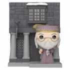 FUNKO POP HARRY POTTER 20TH - ALBUS W/HOGS HEAD INN 154